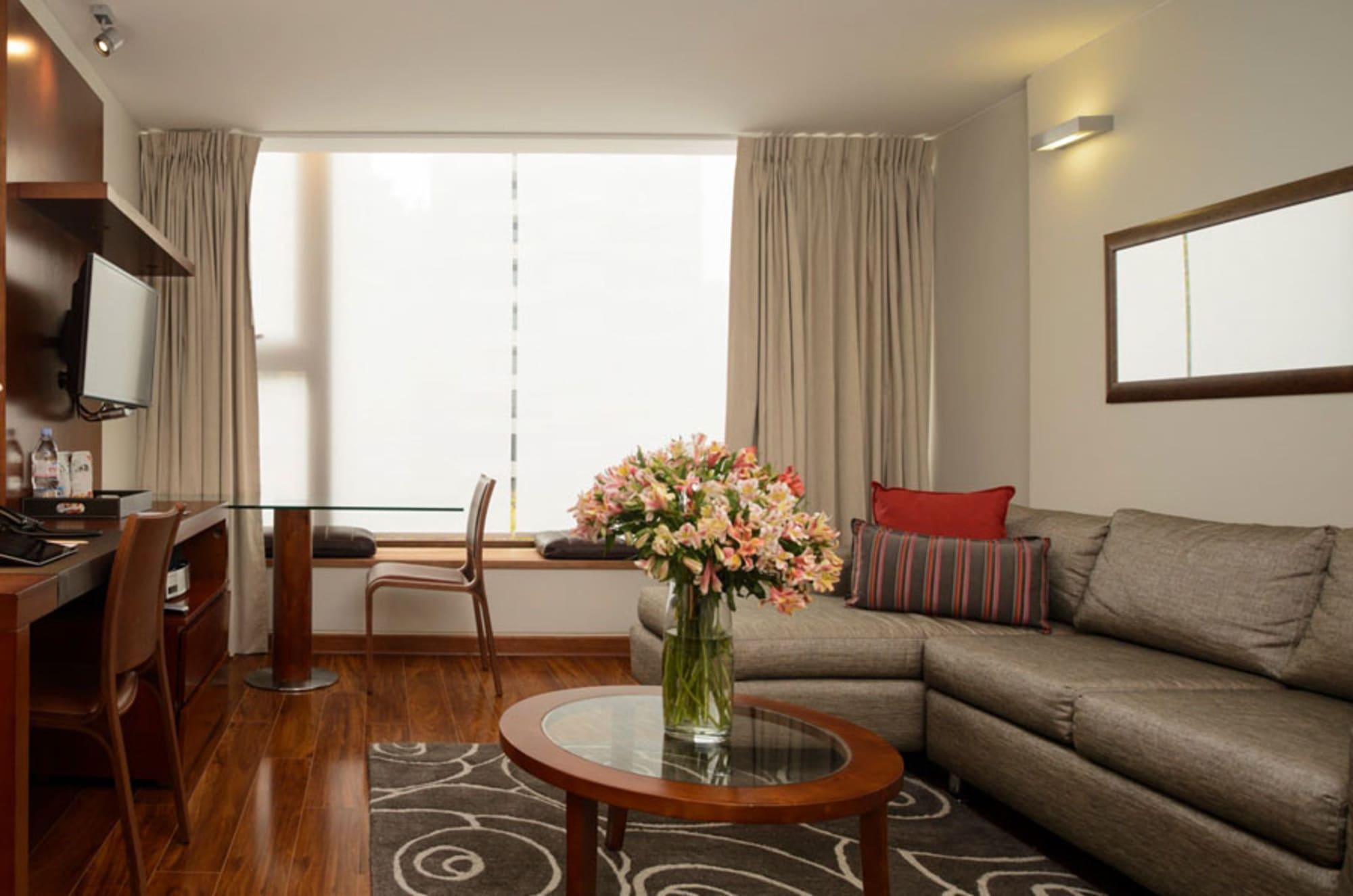 Time Select - Elegant Apart-hotel Santiago
